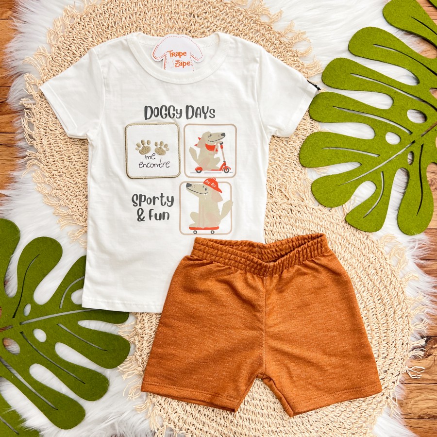 Conj. Camiseta Doggy Days e Bermuda - Off White e Ferrugem
